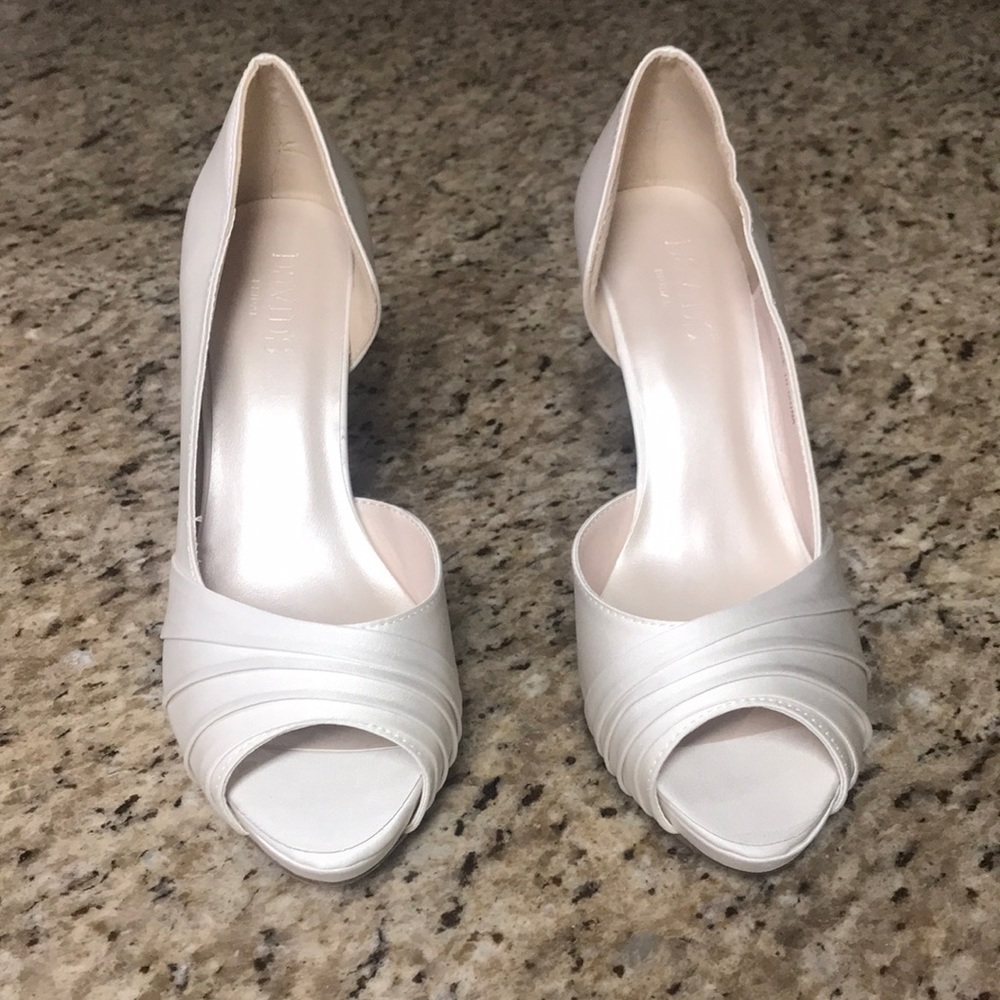 Brand New ivory heels, size 8